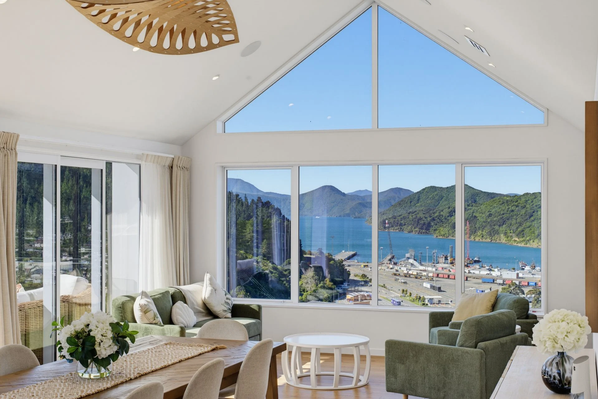 17 Harbour View Heights, Picton - View 1
