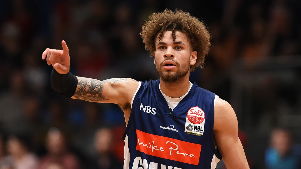 Giants shut down Bulls