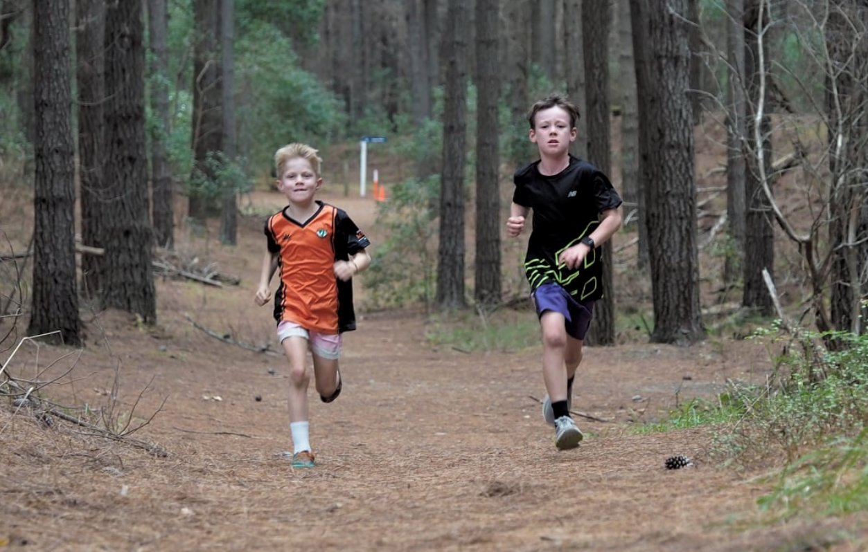 Youngsters Bonny and Newberry blitz the field