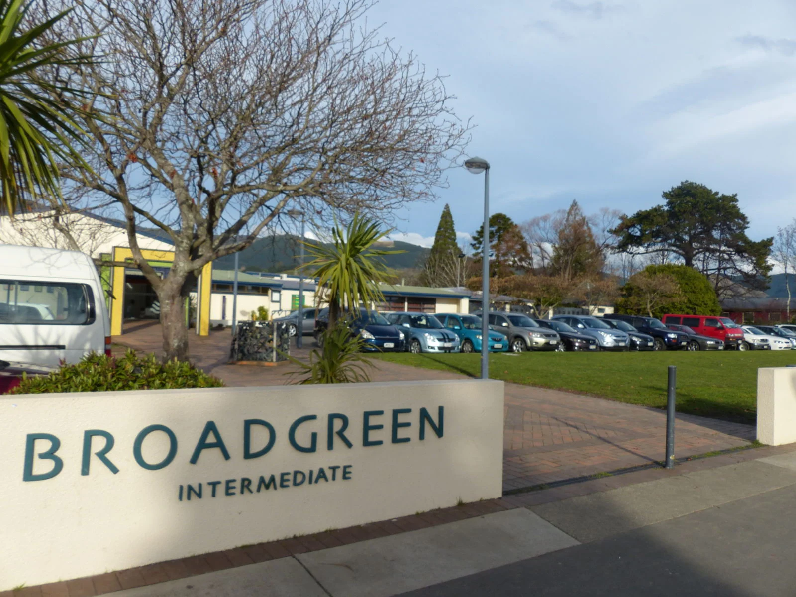 Schools close after staff test positive for Covid-19