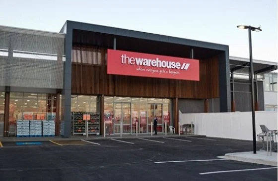 Warehouse Richmond thief sought