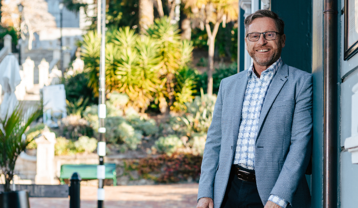 On the Street with Chris Bowater