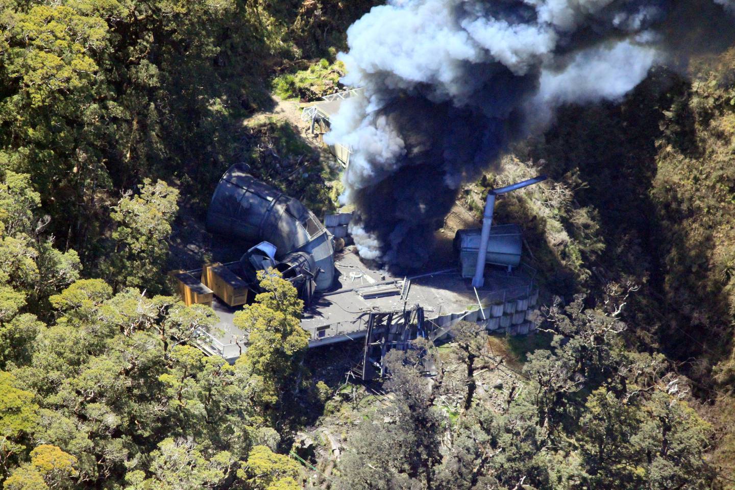 Pike River shock: Police announce more drilling as search for clues continues
