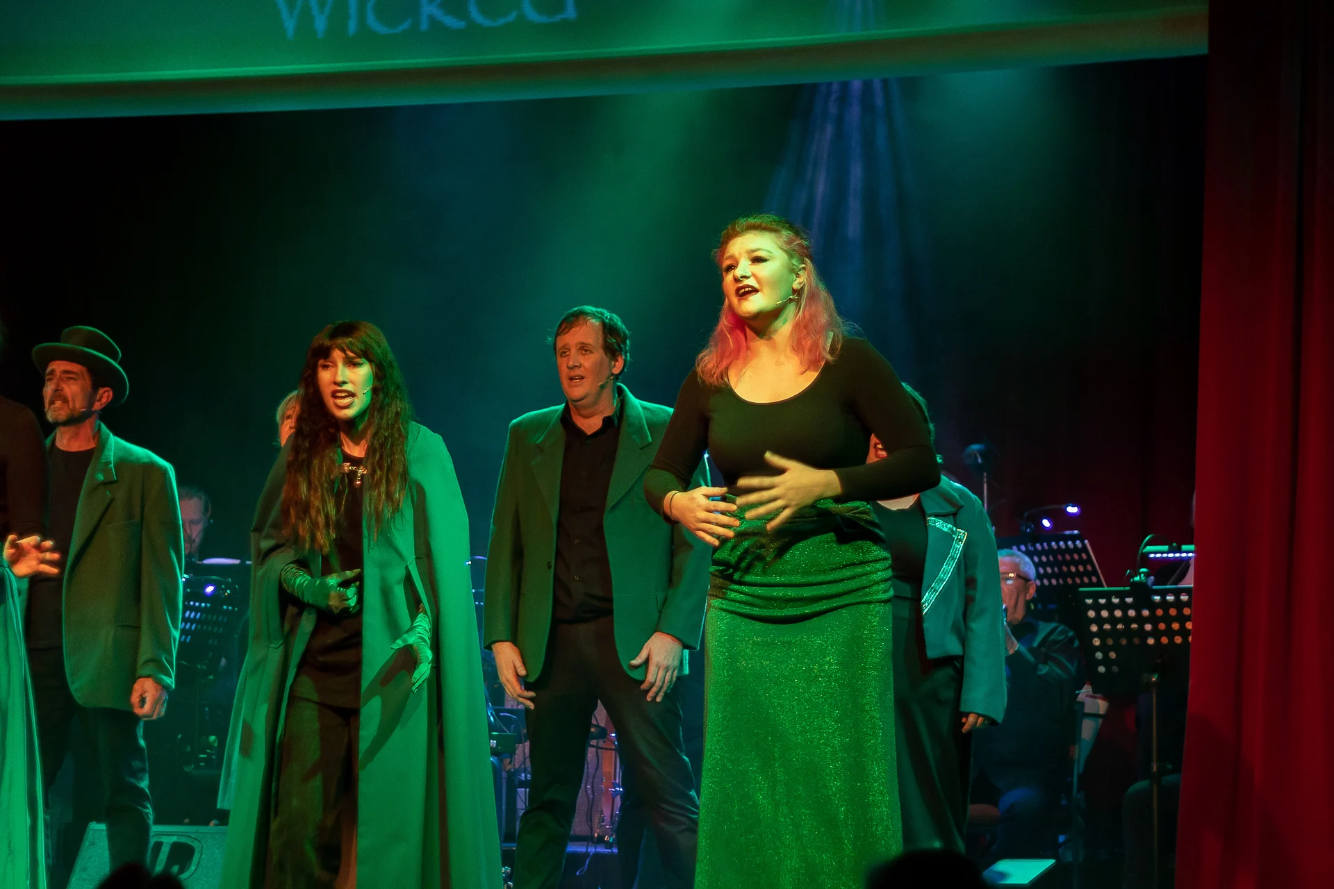 REVIEW: A Night on Broadway