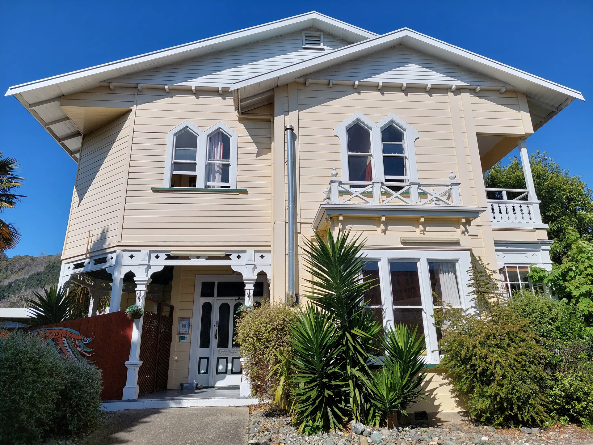 Paradiso increase beds for homeless despite pushback from neighbours