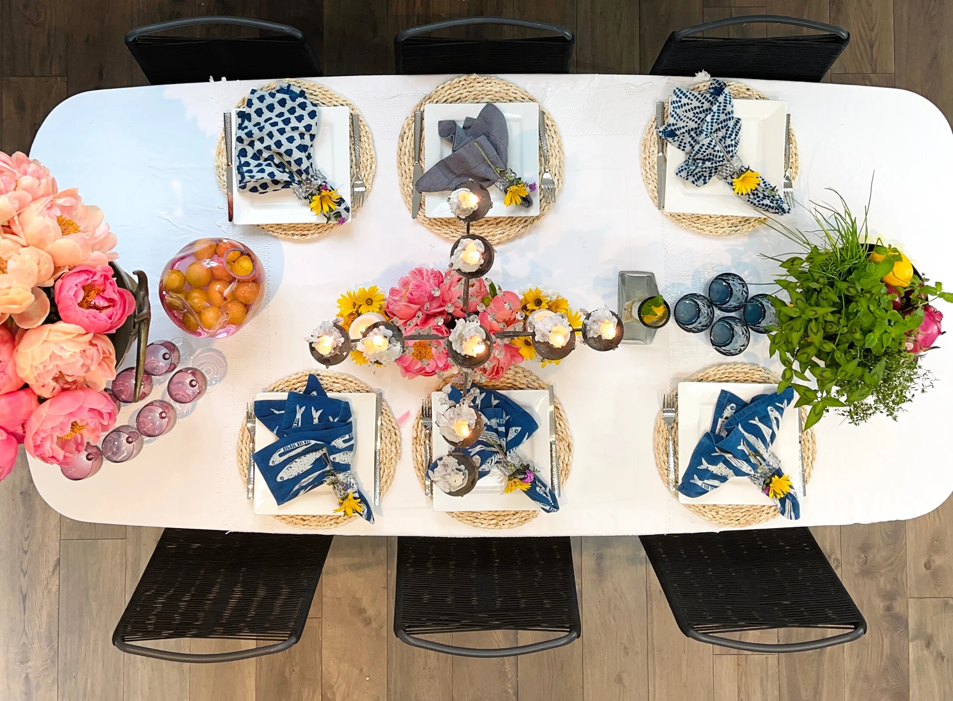 Holiday Season Table