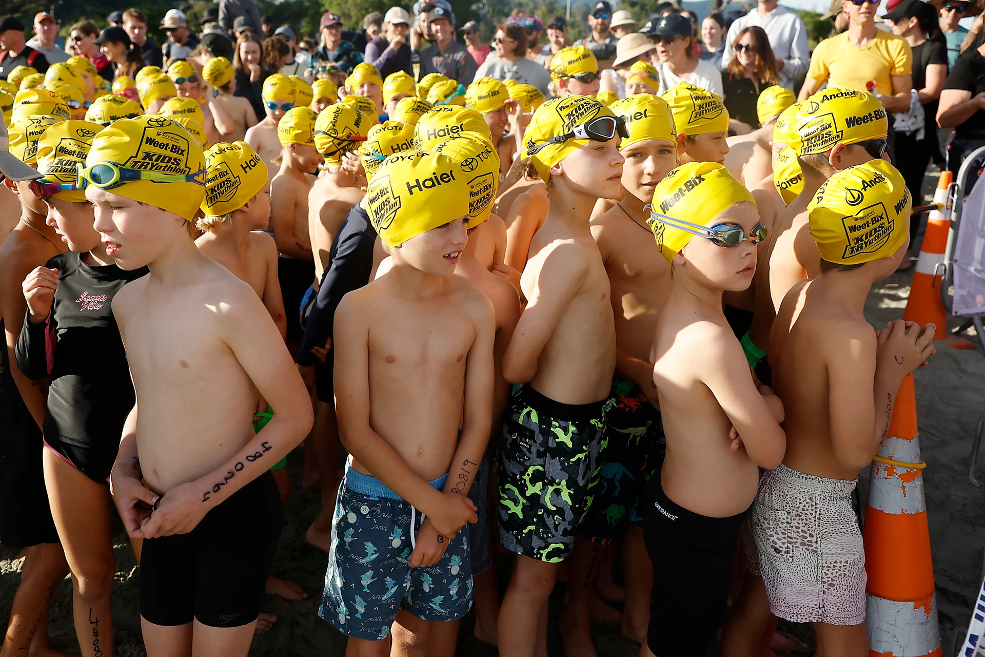 TRYathlon draws thousands