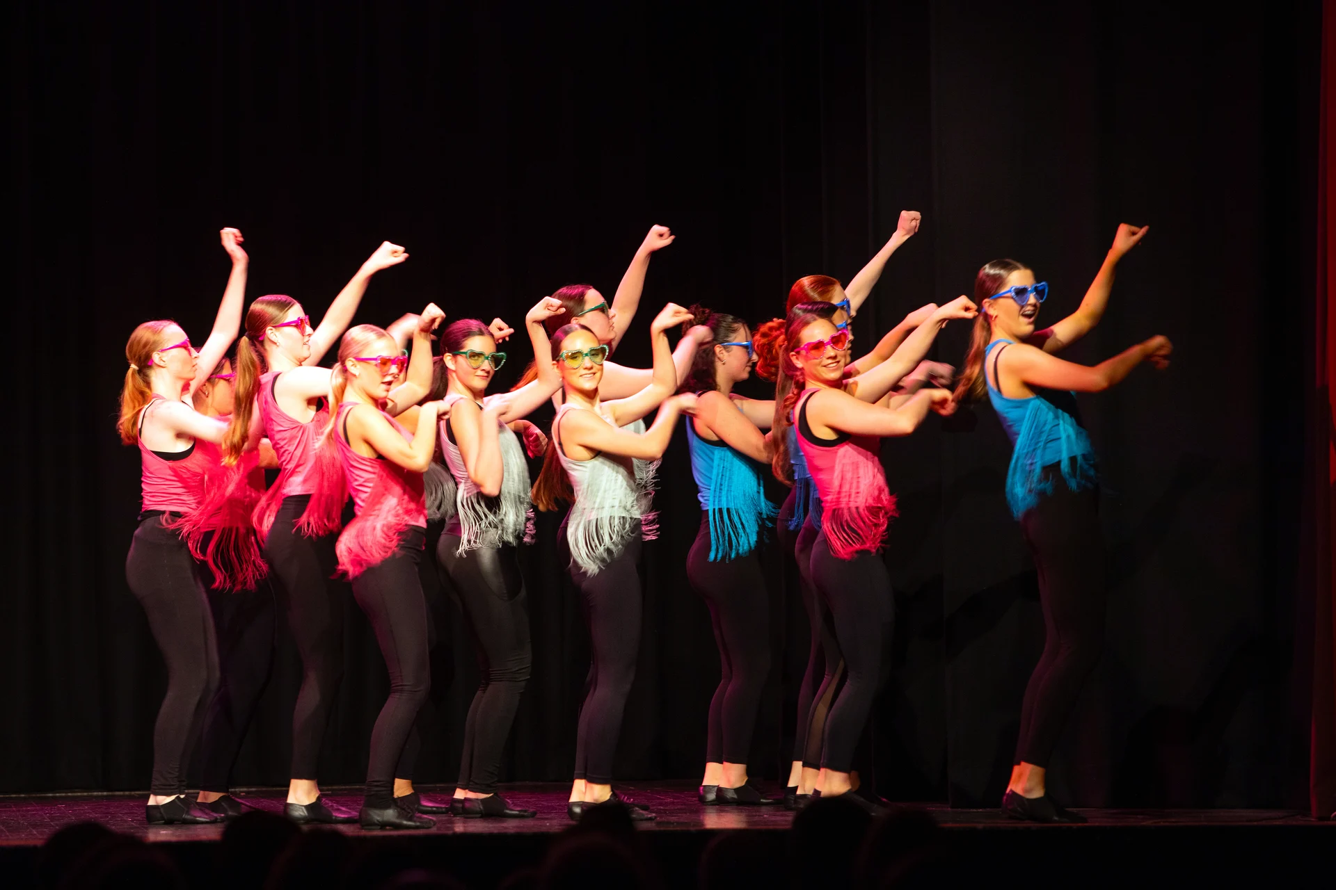 College students wow audiences