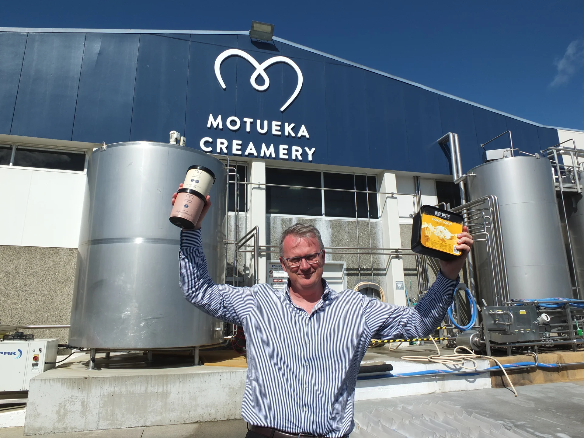 National toppings for ‘legendairy’ makers