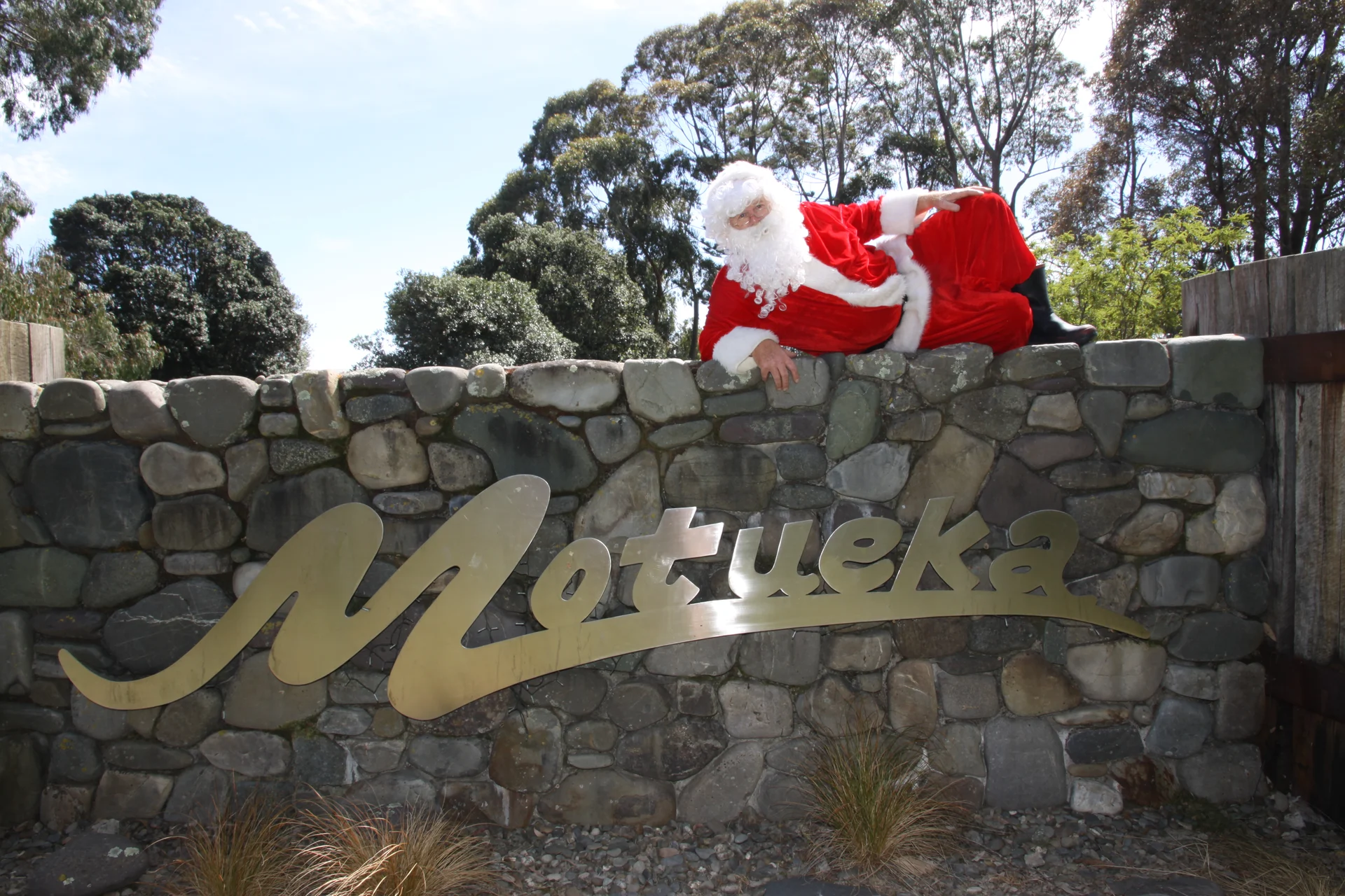Final sleigh ride on the cards for Motueka’s Santa