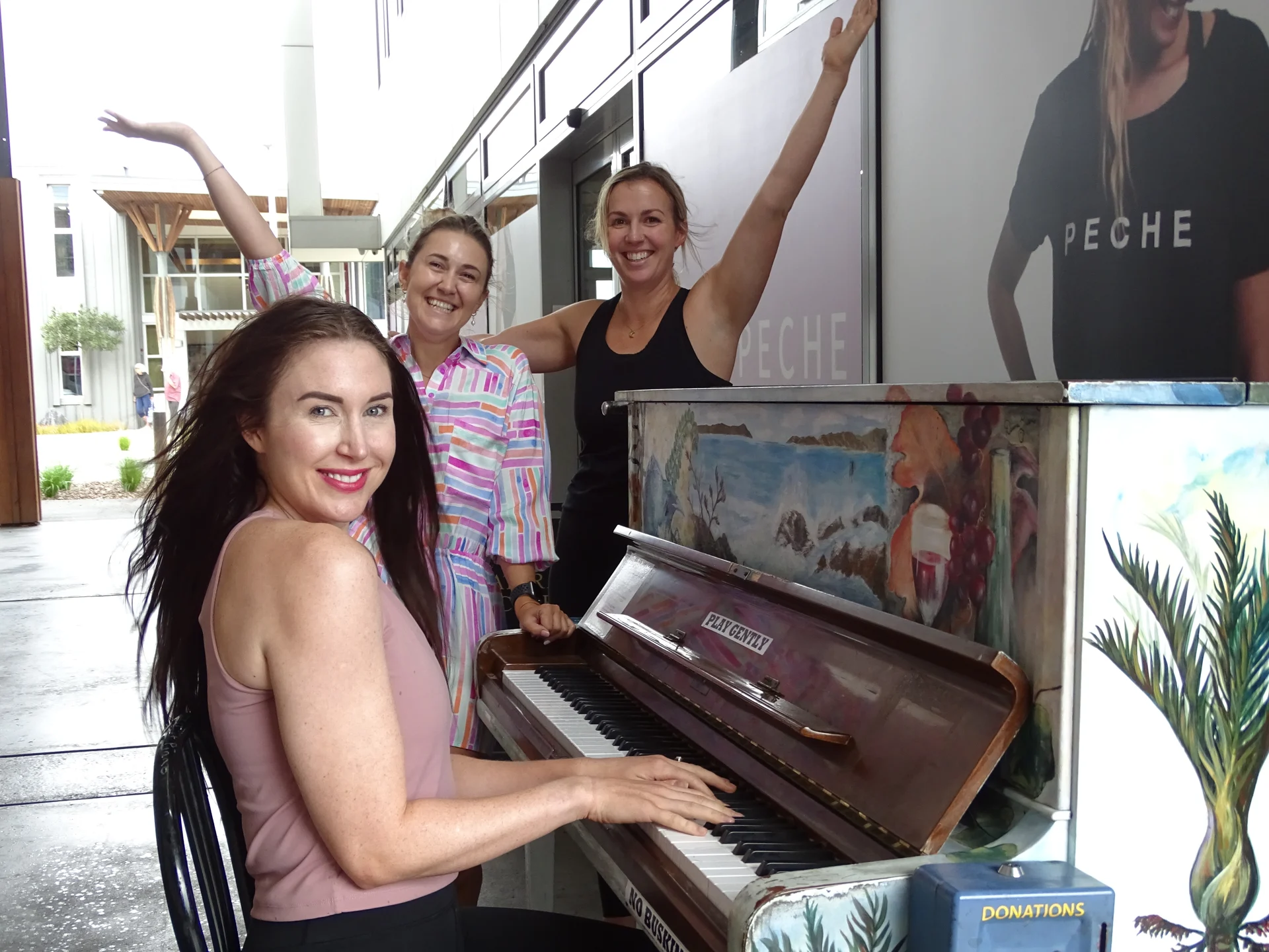 Piano plays into Perky Peche’s hands