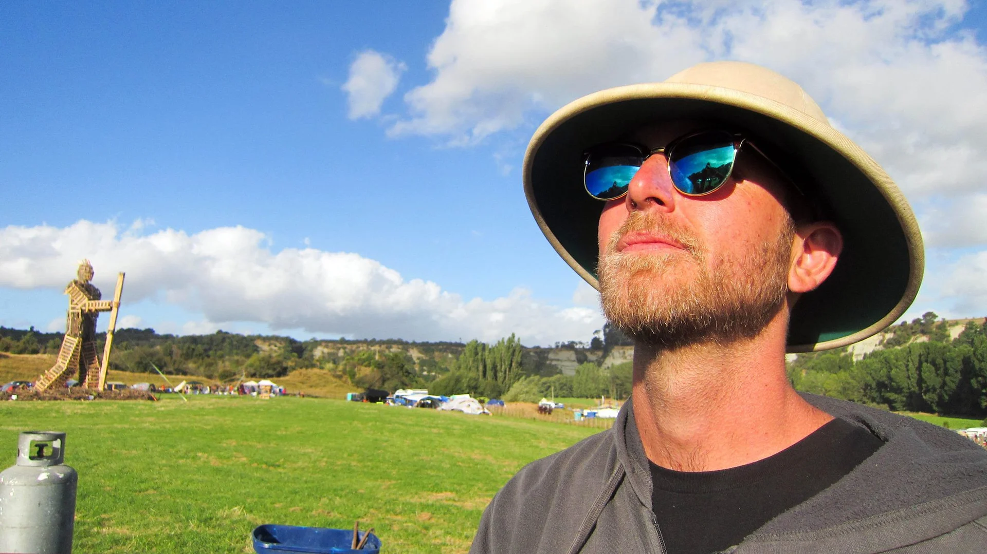 Tākaka man found dead in sinkhole on his property