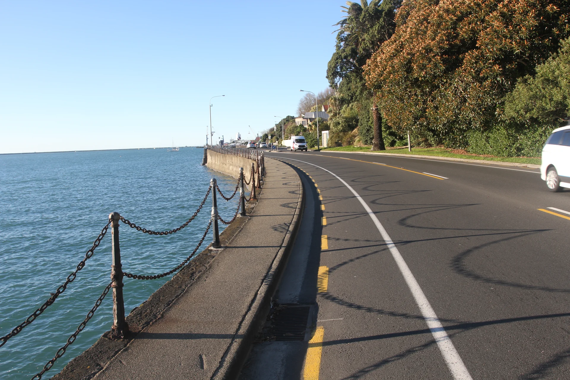 Rocks Rd likely to close overnight