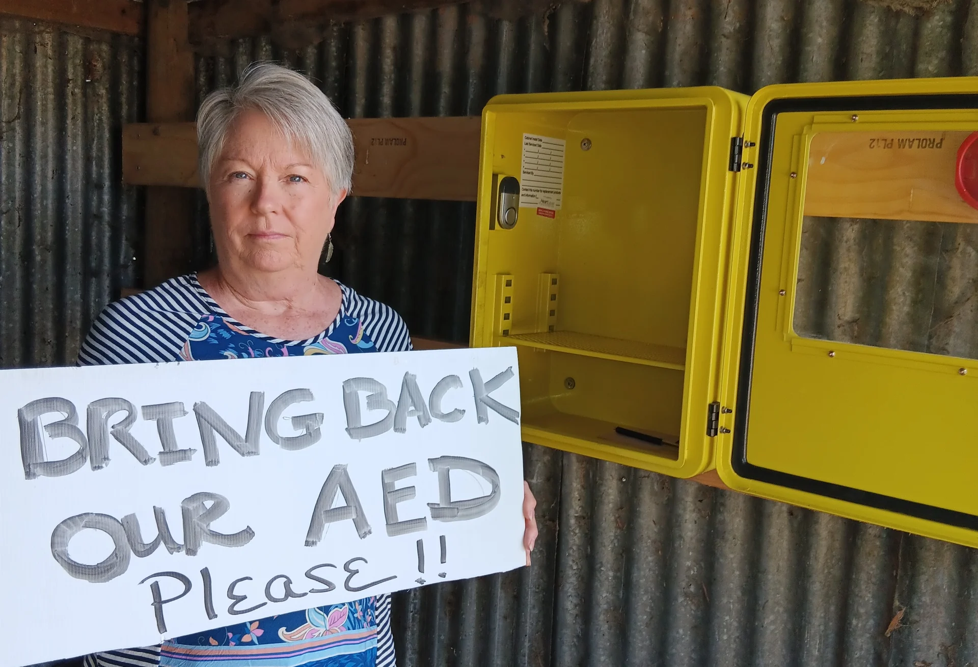 Defibrillator stolen from Motueka Valley