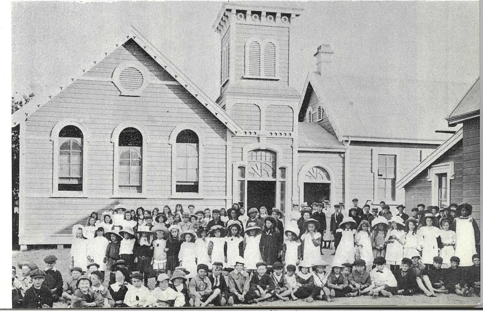 History: Higher education for Motueka children