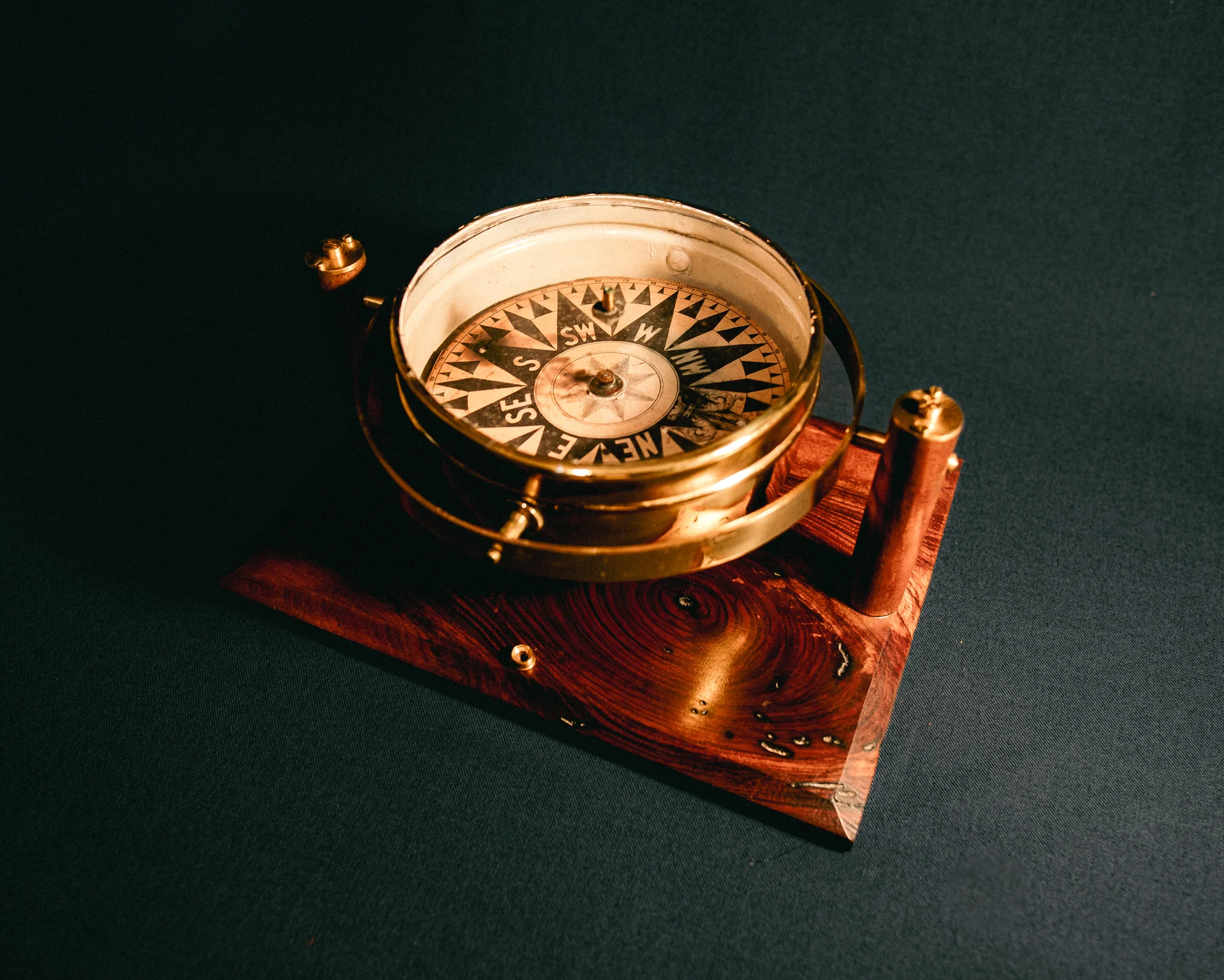 Janie Seddon’s compass in maritime history