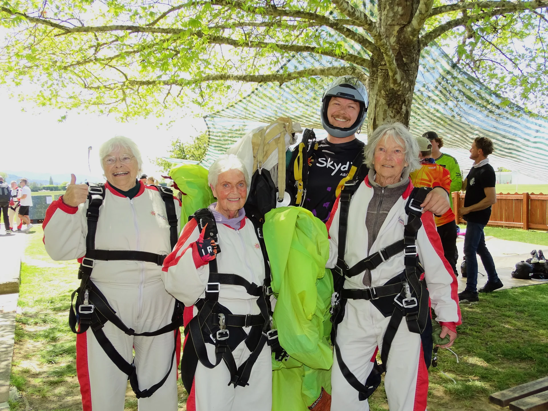 Skydiving trio raise $5k for Cancer Society