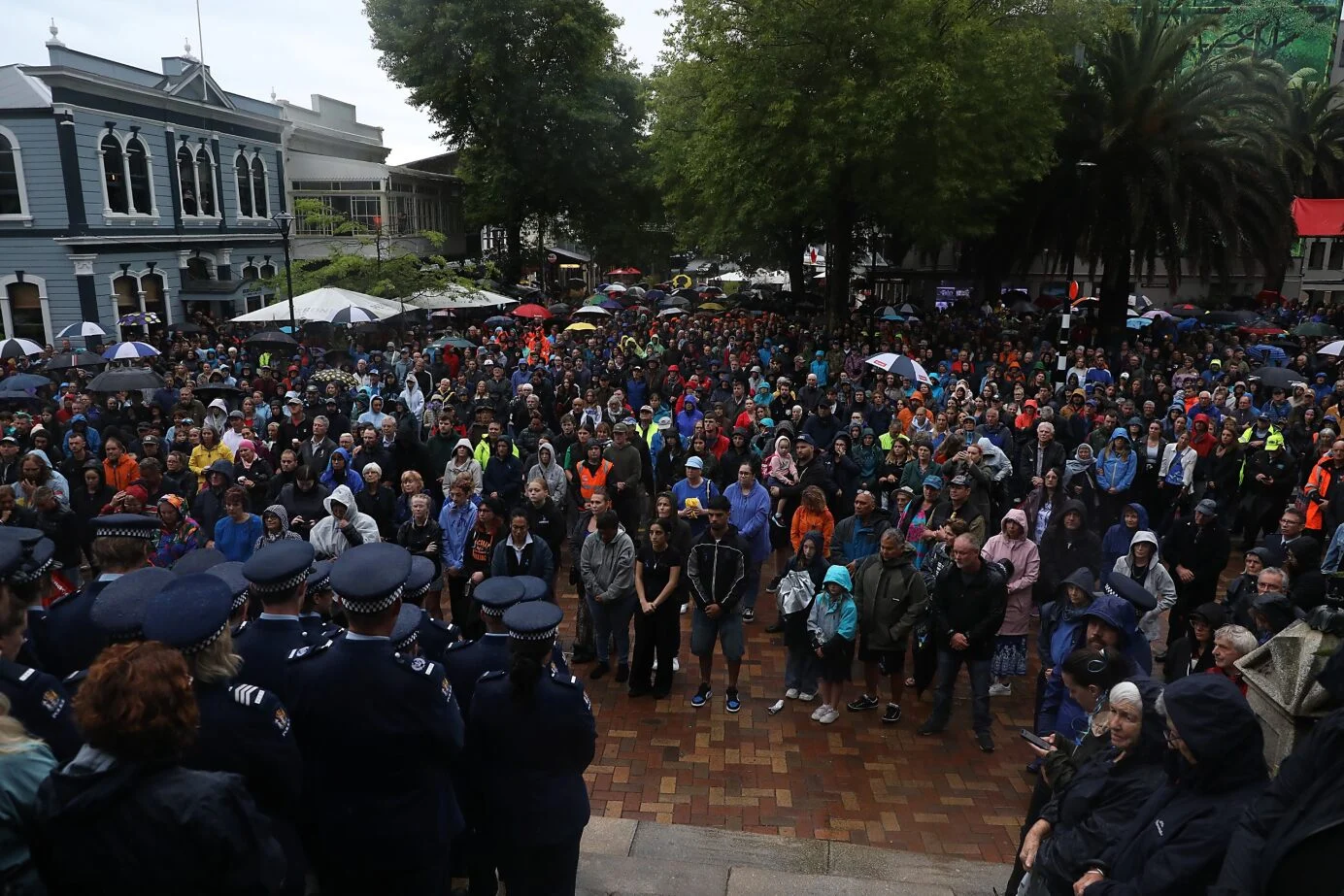 ‘We’ve got you’ - Nelson stands with police