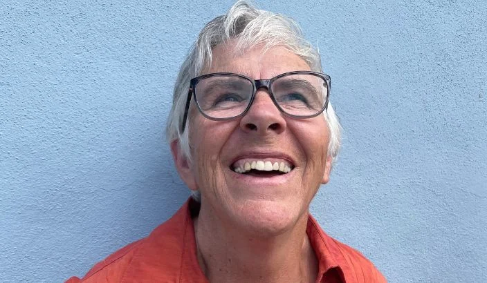 Eliciting laughter along the way
