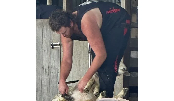 Back to Murchison - Baigent wins again