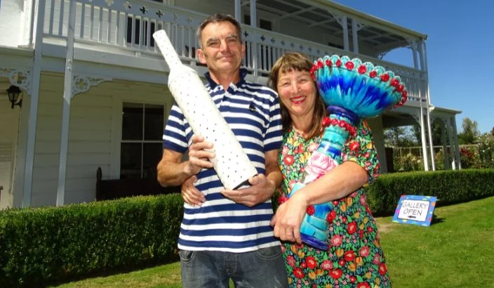 Goodbye villa, hello beach for clay artists