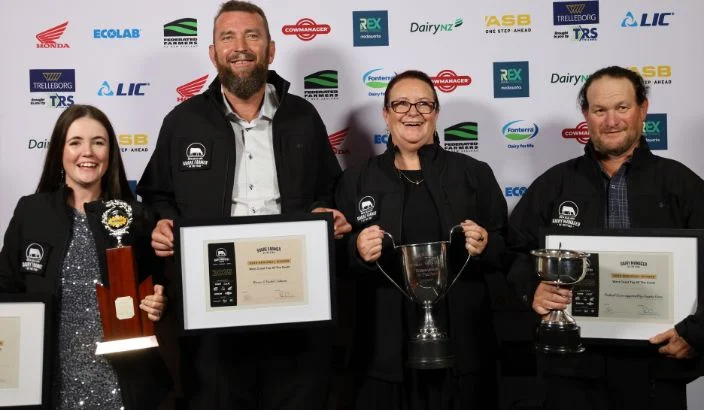 Tapawera couple take top share farmer award