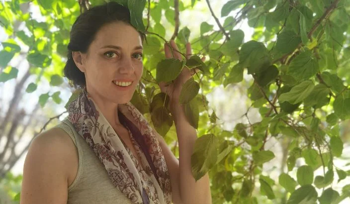 Bringing silkworms back to Tasman