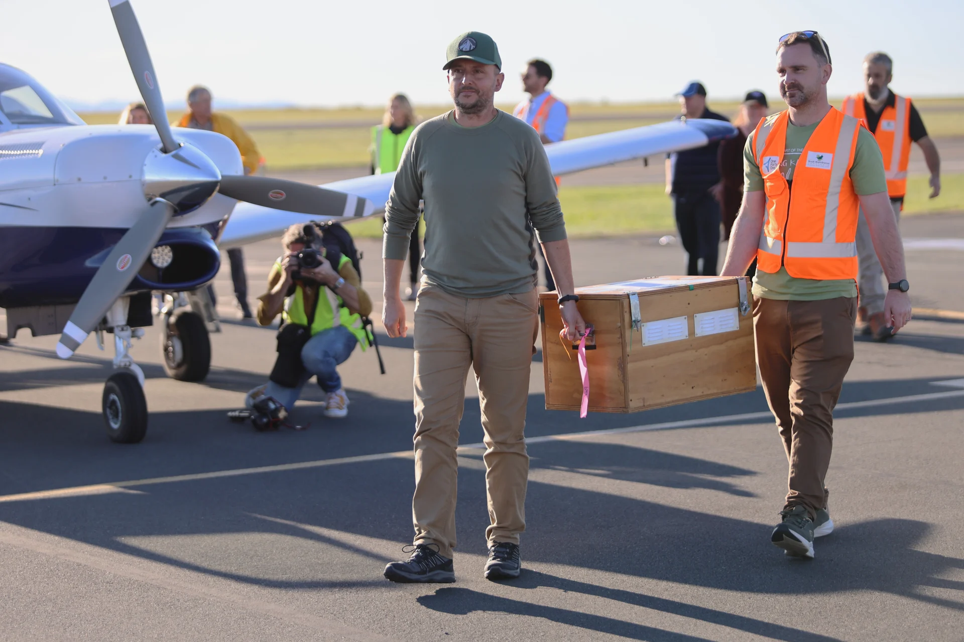 Kiwi fly into Nelson