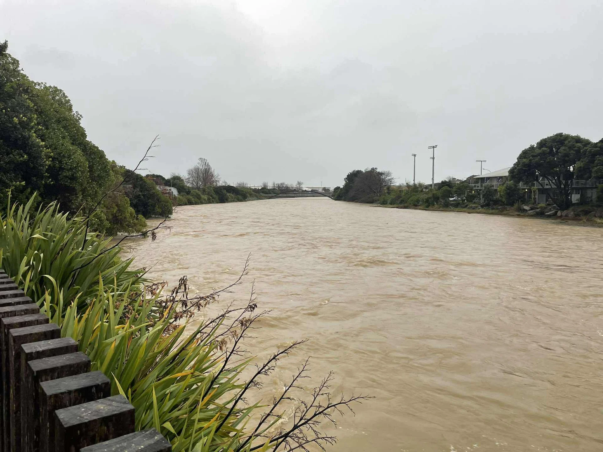 Rocks Rd closed amid recovery day three