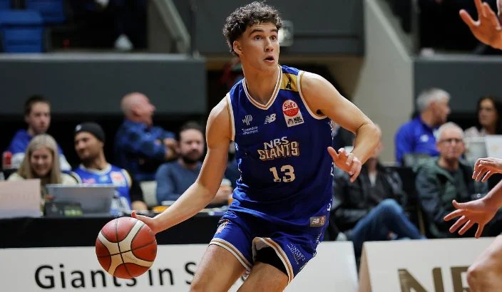 Hayden signs off in style