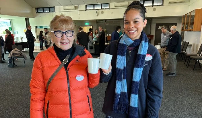Volunteers spill the tea