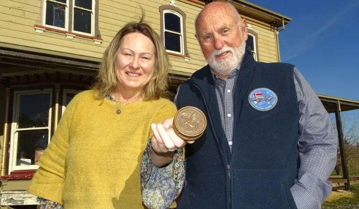 Wakatu Lodge reunited with original doorknob