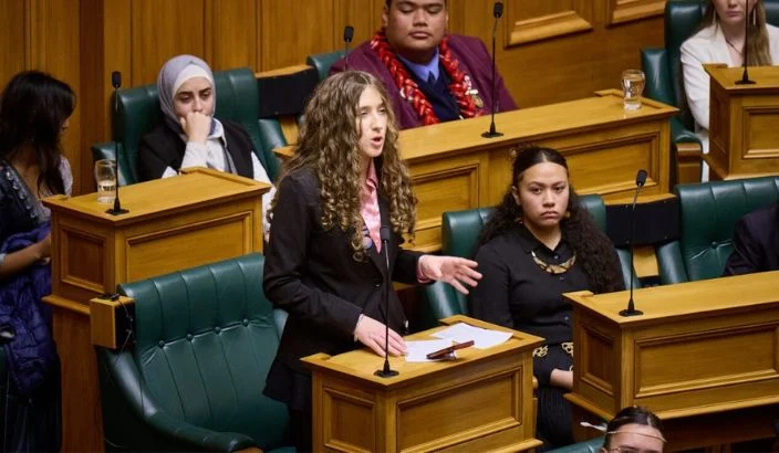 Youth MP Emmy in the House