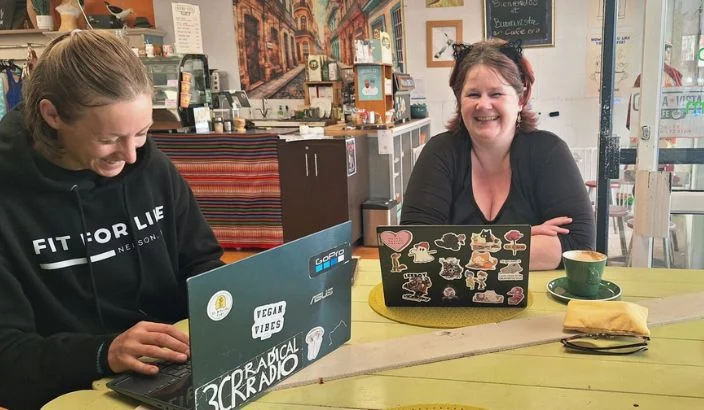 Remote workers not alone