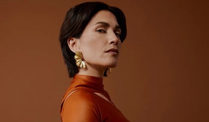 Linguistics, law and lyrics – Anna Coddington schedules Neudorf performance