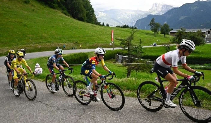 Niamh Fisher-Black equals best ever Grand Tour result