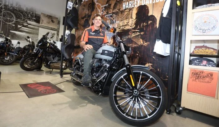 Riders unite to give back