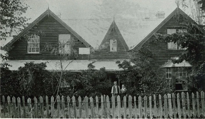 The Thompson family of Headingly Lane