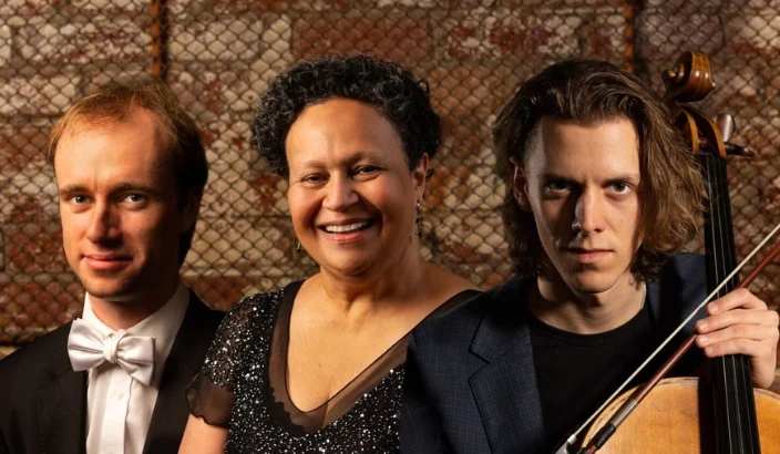 Motueka welcomes elite Australian trio