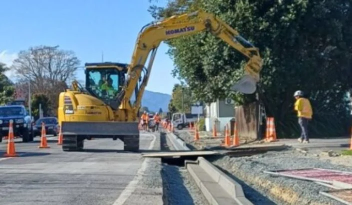 Road closures in place to improve High Street surface