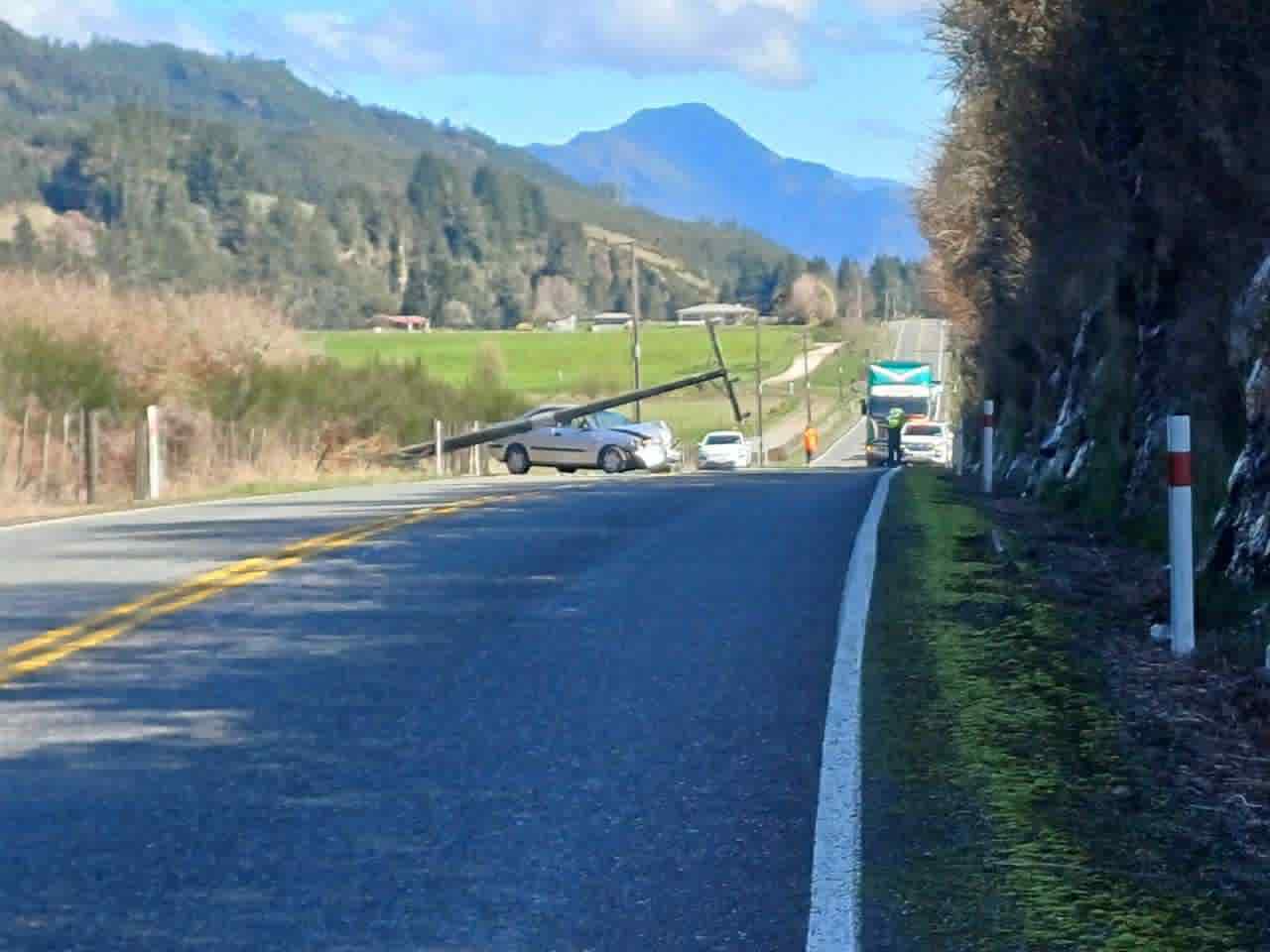 SH6 closed north of Murchison following crash