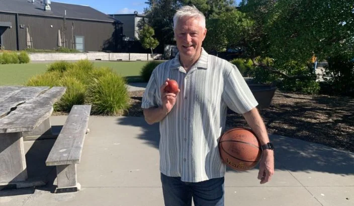 Gav returns to cricket in dual roles