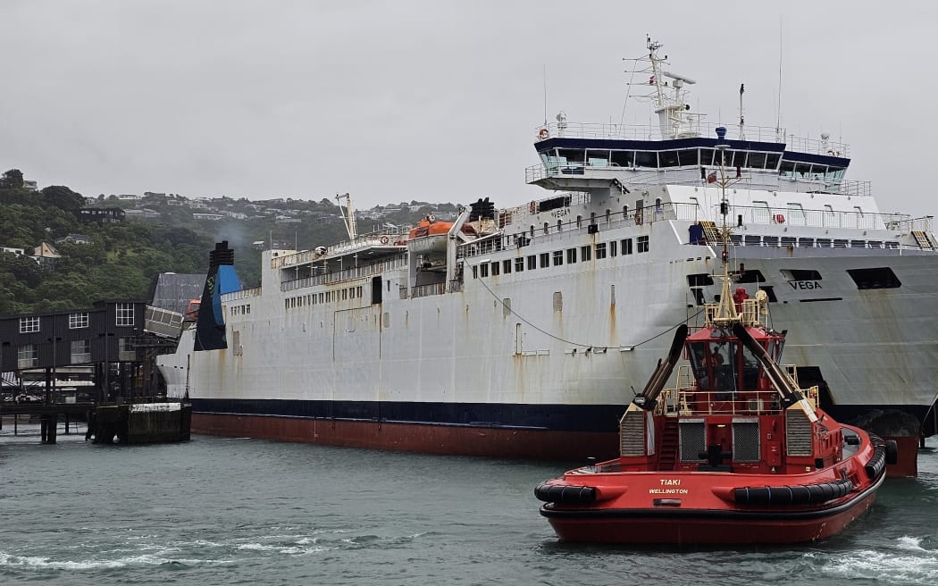 Why is the Aratere ferry still in New Zealand waters?