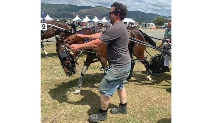 Local trainer opens account on home track