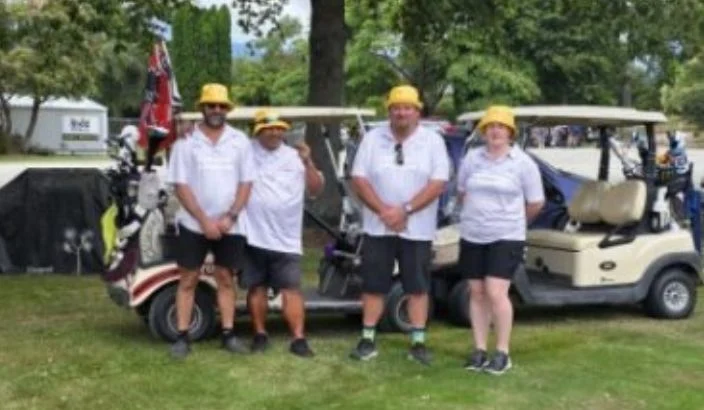 Golfers tee off in 24-hour golf mission