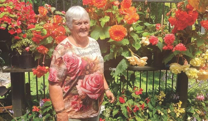 Riwaka garden open weekends to raise funds for Tapawera Fire Brigade ute