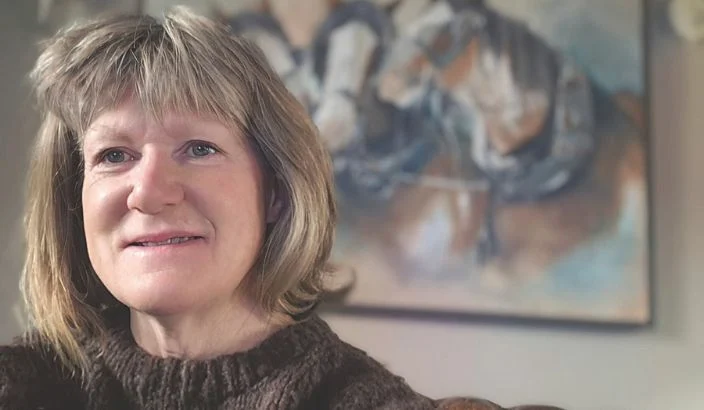 Tadmor Valley artist Kirstie Hogg creates paintings inspired by rural farm life