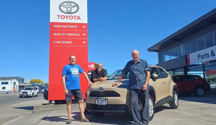 Motueka golfers chase hole-in-one Yaris
