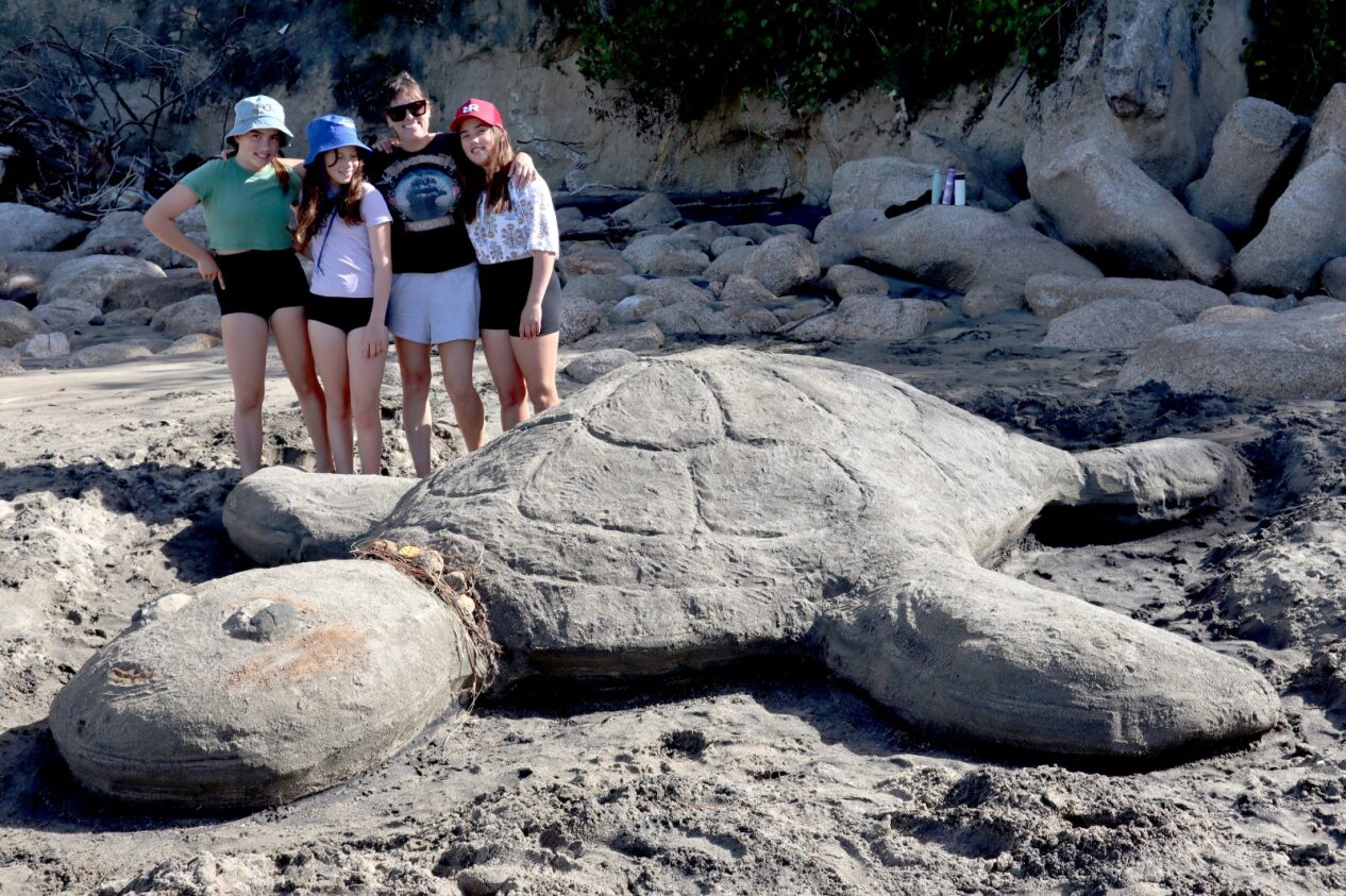 Motueka sand art competition finale