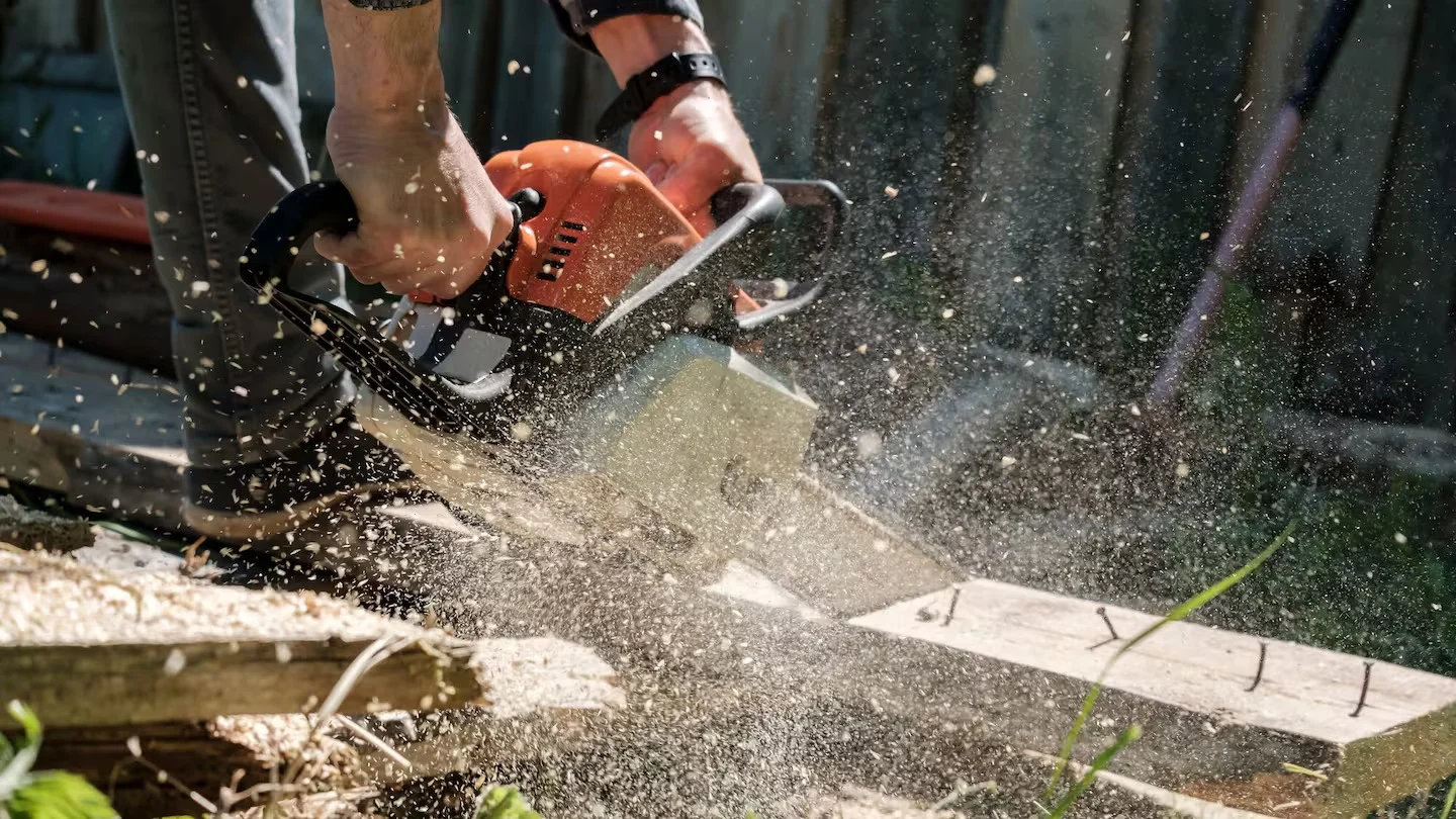 Man sent to prison for threatening ex with chainsaw